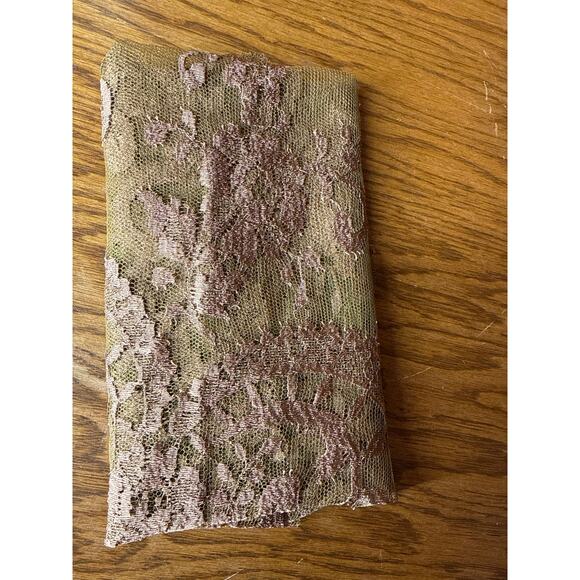 Mantilla Veil Chailna Lace Brown - Picture 4 of 4